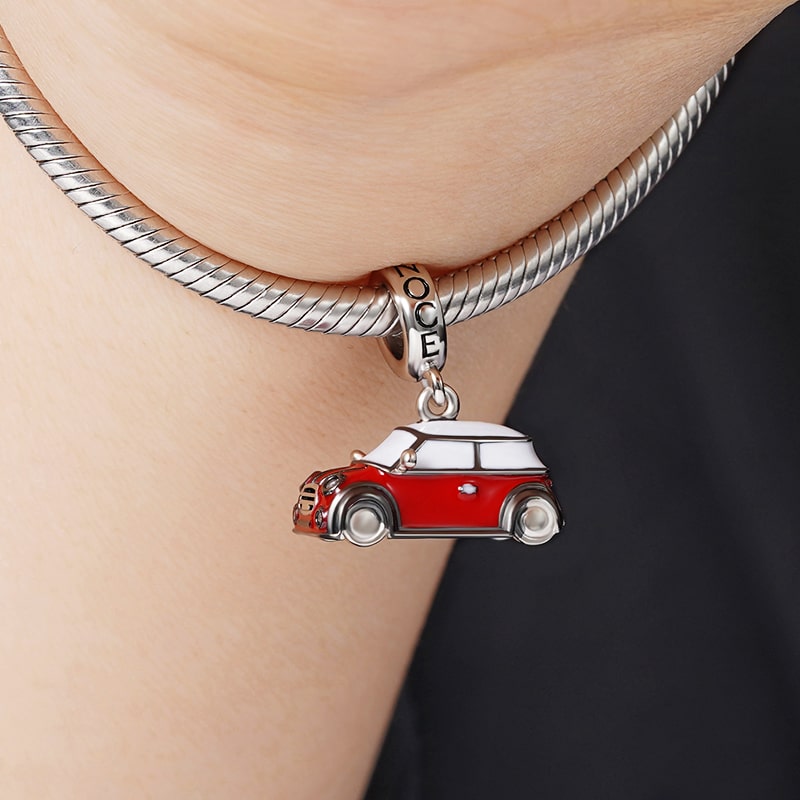 Gnoce Red Vintage Car Charm Platinum-plated Silver Blend_3