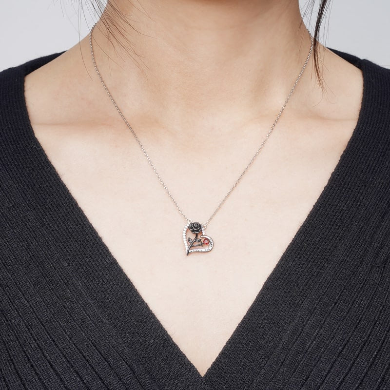Gnoce Black Rose Heart Engravings Necklace_4