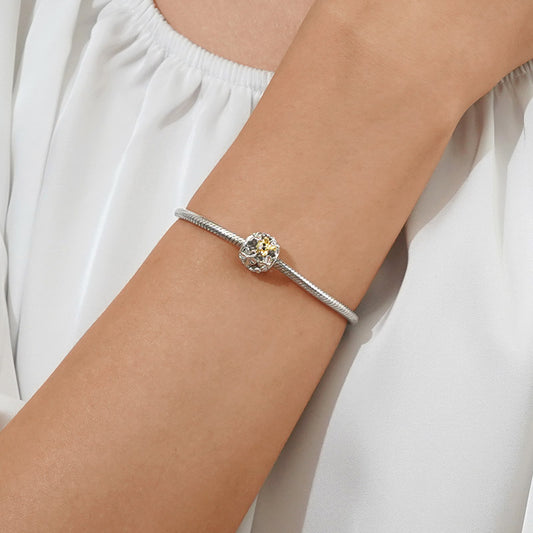 Gnoce Sparkling Honey Bee Flower Charm_4