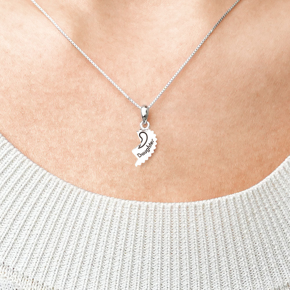 Gnoce "Strong Love" Daughter Heart Necklace_4