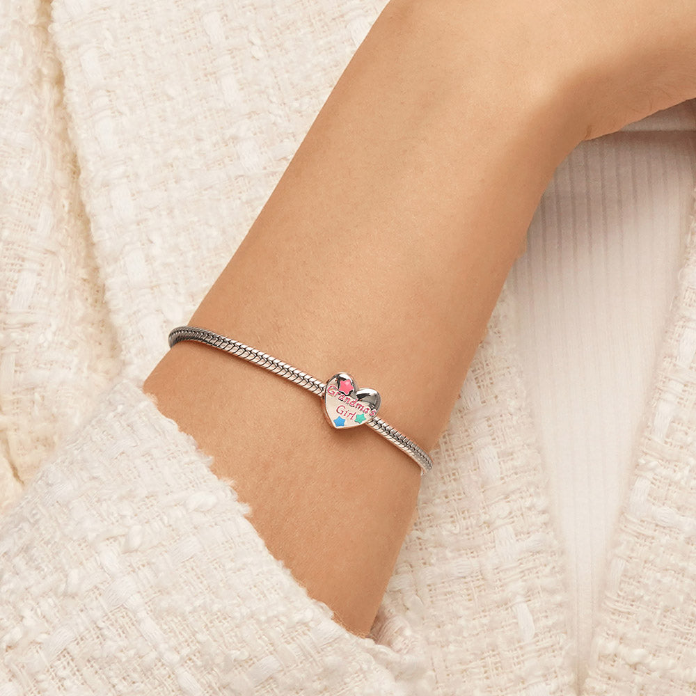 Gnoce Grandma's Girl Lettering Heart Charm_4