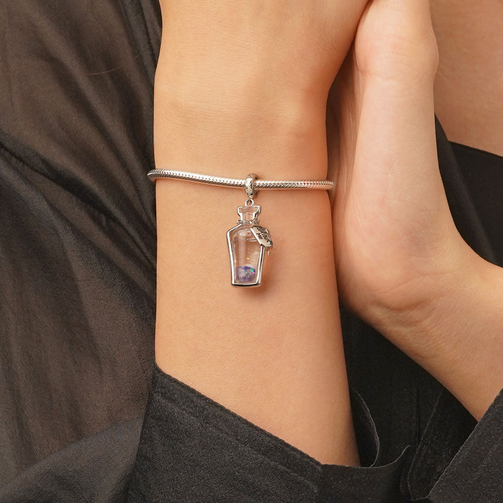 Gnoce Glow-in-the-Dark Alice's Magic Potion Pendant Dangle Charm_7