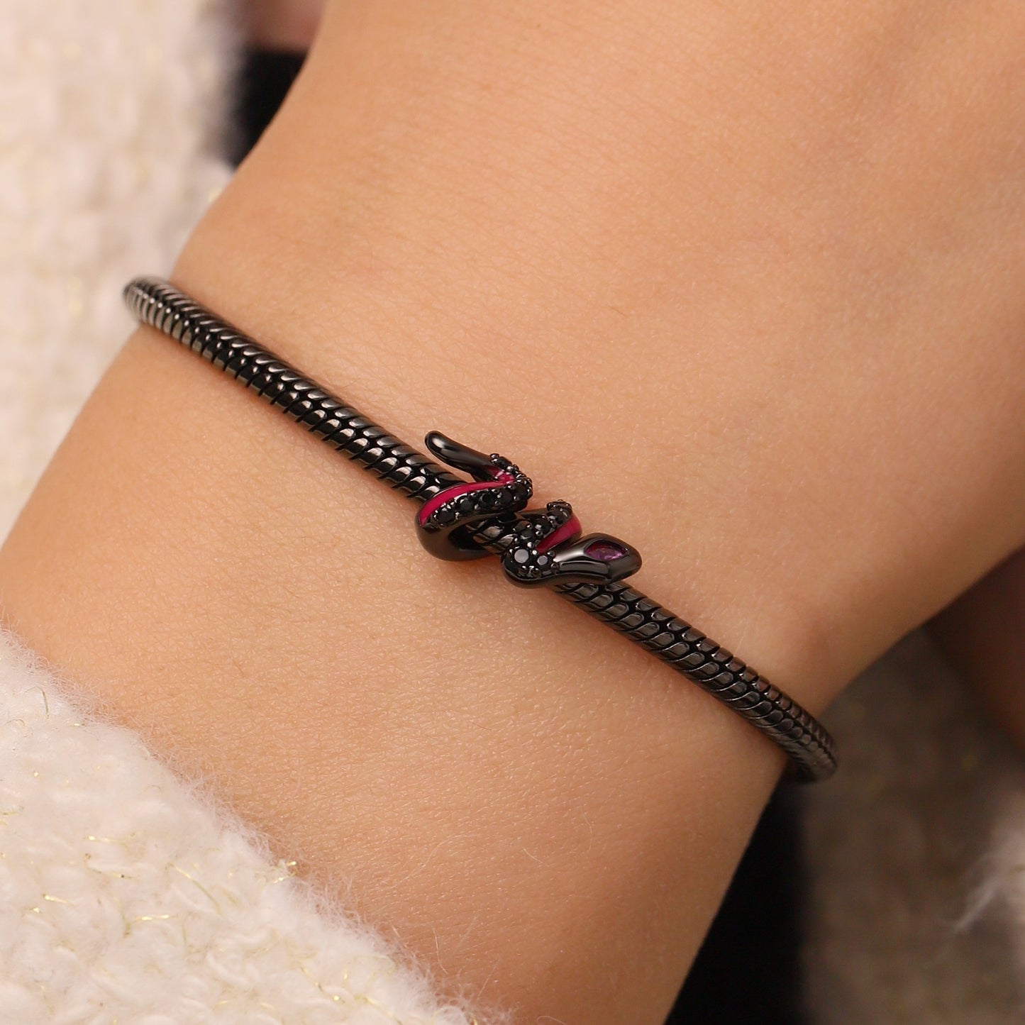 Gnoce Luminous Black Snake Birthstone Charm_7