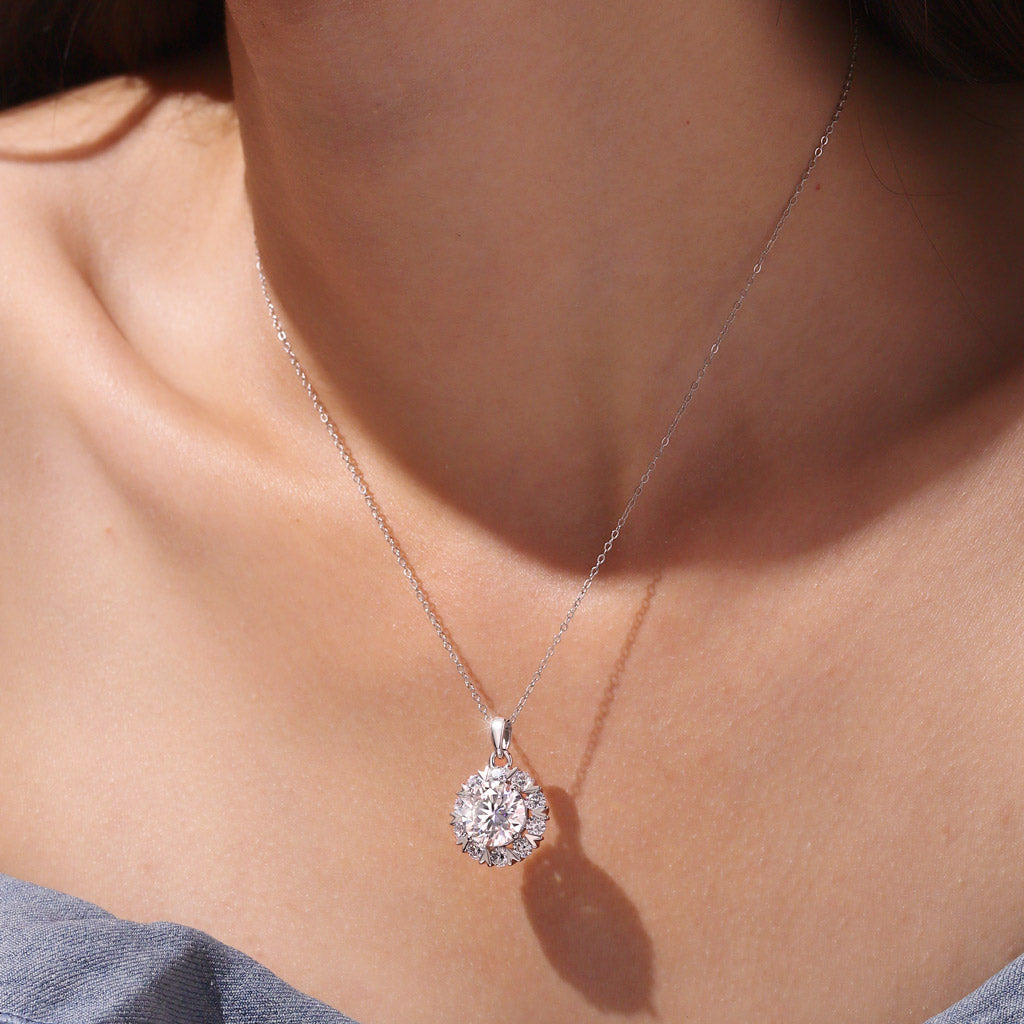 Gnoce 5Ct Round Moissanite Sunflower Necklace Platinum-plated Silver Blend_6