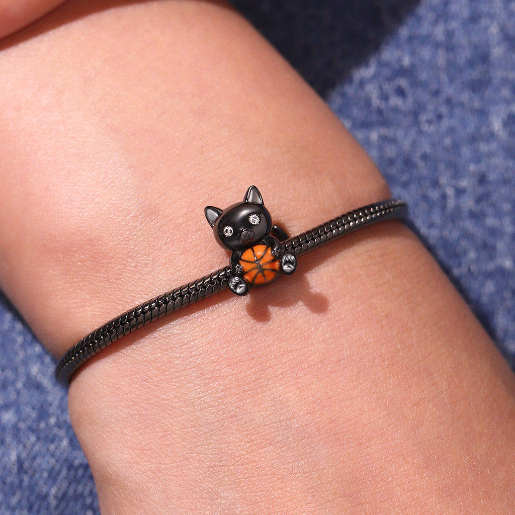 Gnoce Halloween Black Cat Embrace Basketball Charm_5