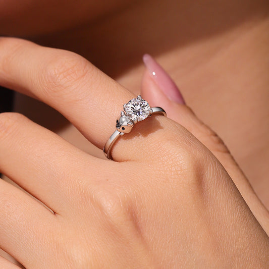 Gnoce Hamster Embraces Moissanite Round Cut Ring_9