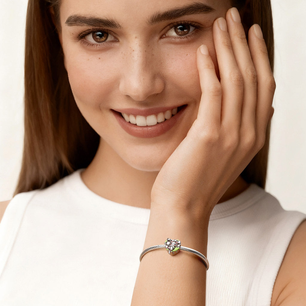 Gnoce Lily of the Valley Cat Personalized Photo Charm_2