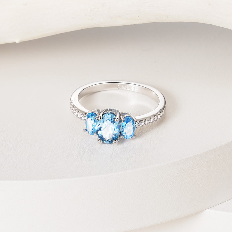 Gnoce Sky Blue Three-Stone Engagement Ring Platinum-plated Silver Blend_4