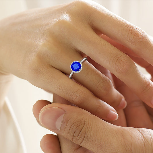 Gnoce Sparkling Royal Blue Round-Cut Promise Ring Platinum-plated Silver Blend_5