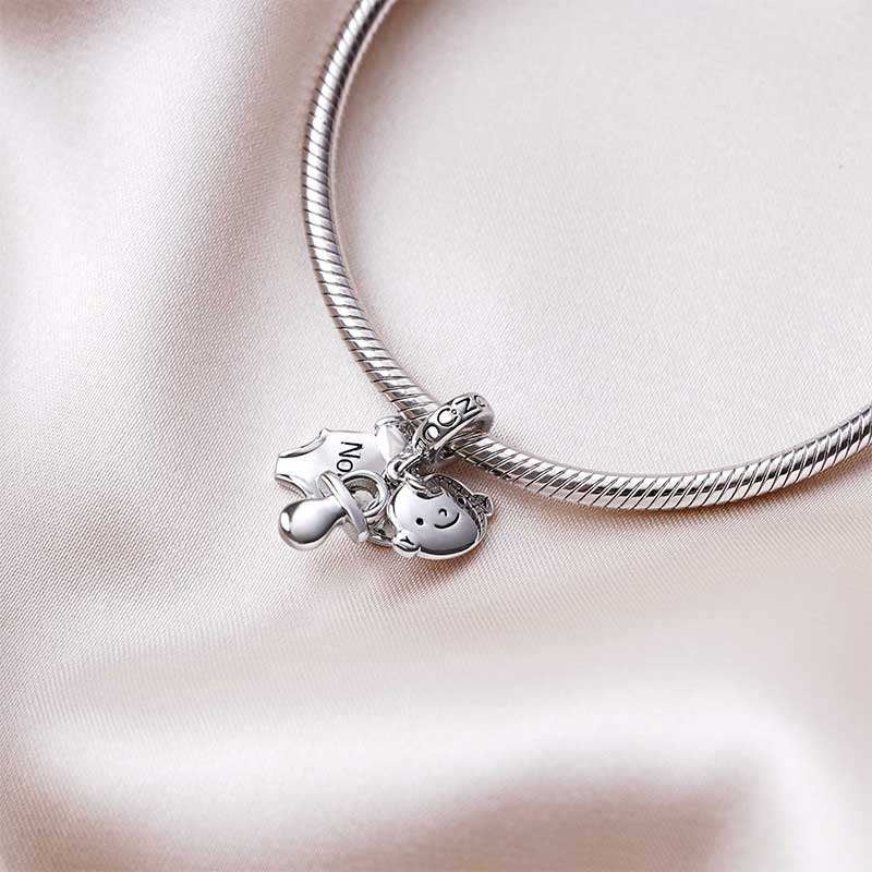 Gnoce Baby Pacifier & T Shirt Charm Platinum-plated Silver Blend_2