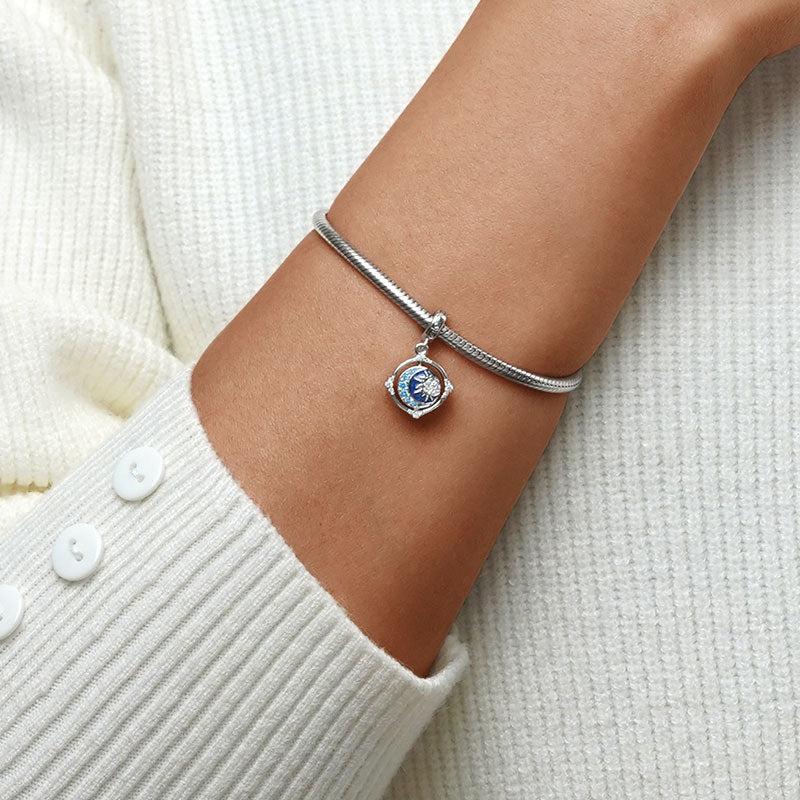 Gnoce Rotated Moon & Sun Charm Platinum-plated Silver Blend_5