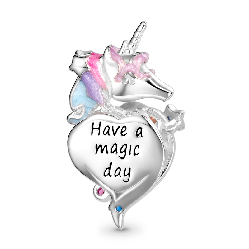 Gnoce Unicorn Embraces Heart Charm_2
