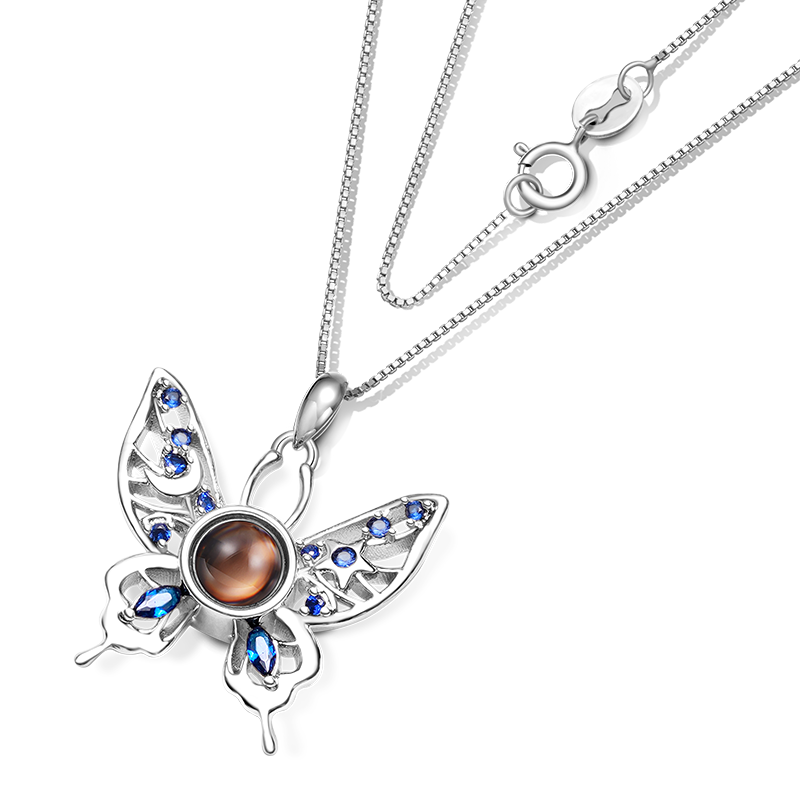 Gnoce Projection Butterfly Personalized Necklace_4