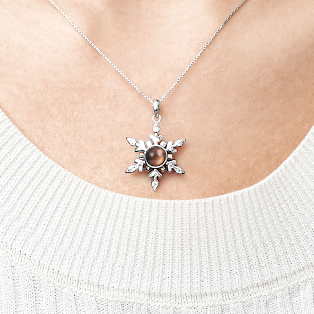 Gnoce Projection Snowflake Personalized Photo Necklace_6