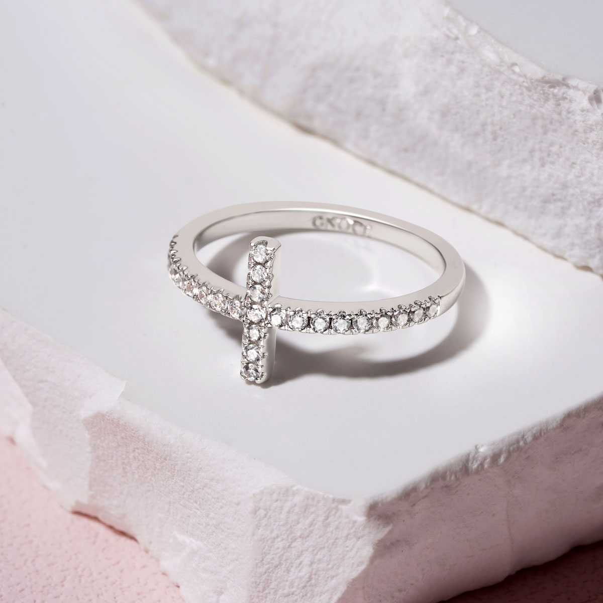Gnoce Eternity Cross Ring Platinum-plated Silver Blend_4