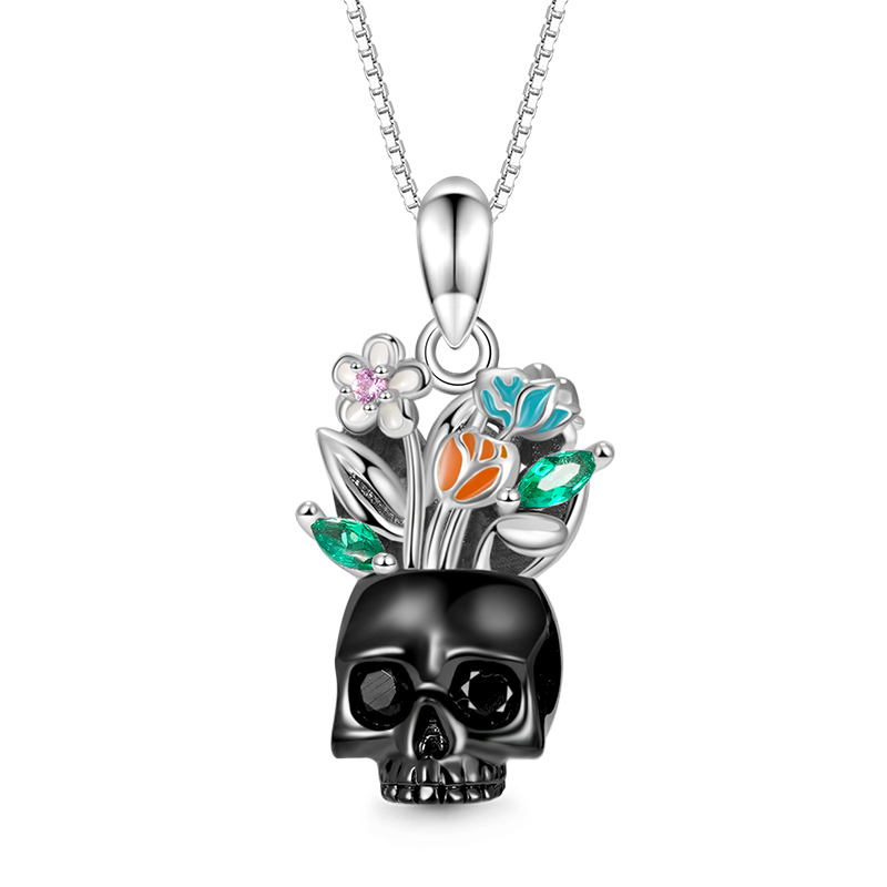 Gnoce Vase Skull Necklace_1