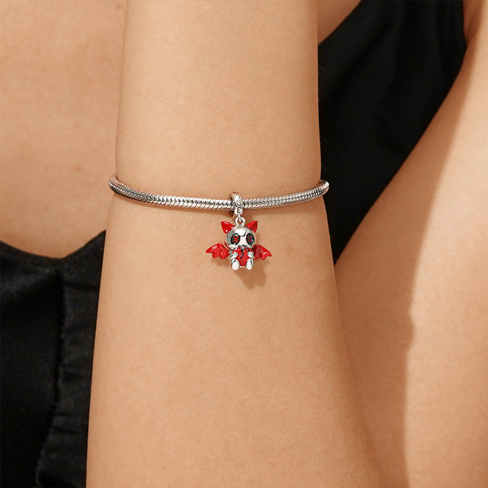 Gnoce Evil Bat Embraces Heart Charm Platinum-plated Silver Blend_5