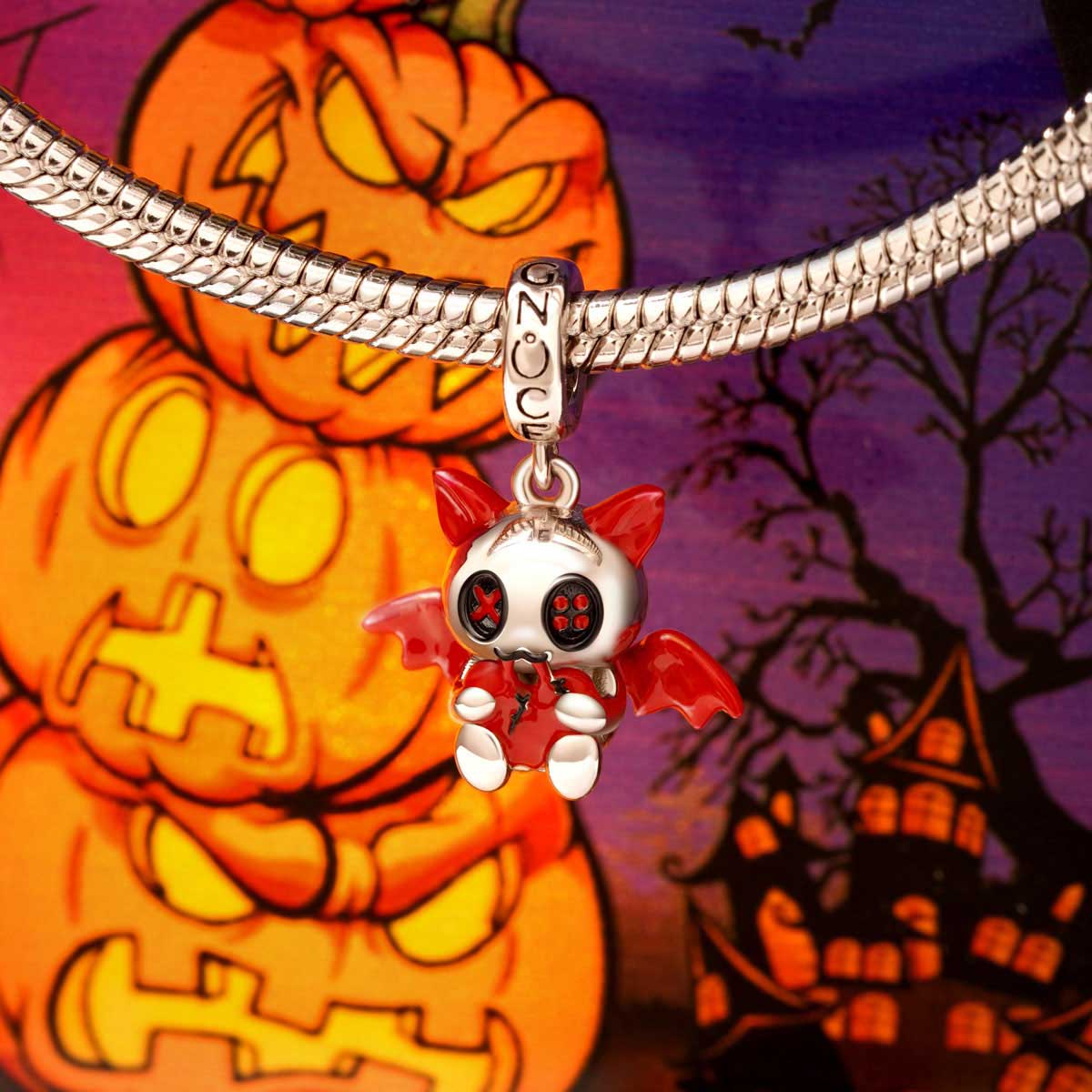 Gnoce Evil Bat Embraces Heart Charm Platinum-plated Silver Blend_3