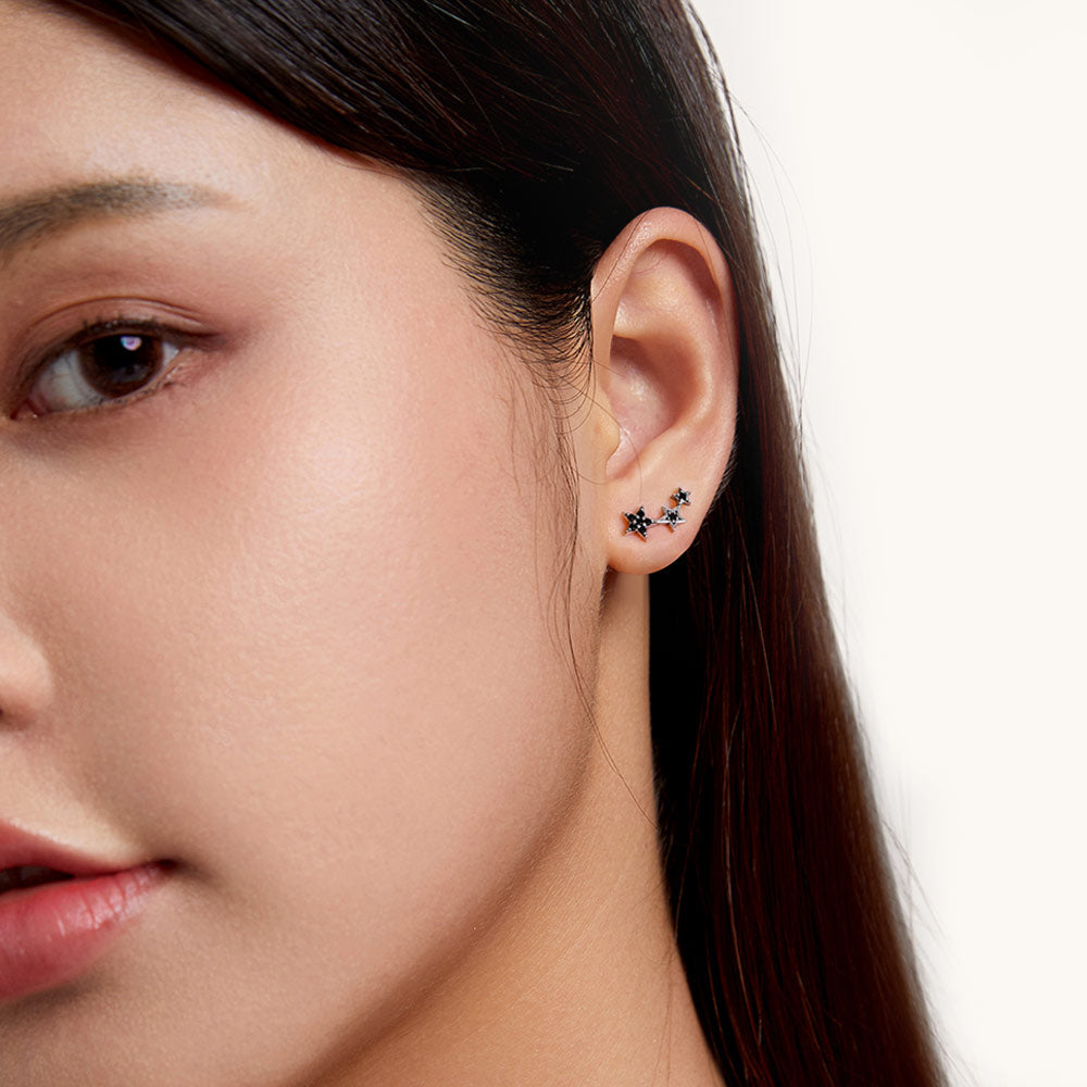 Gnoce Black Star Stud Earrings_4