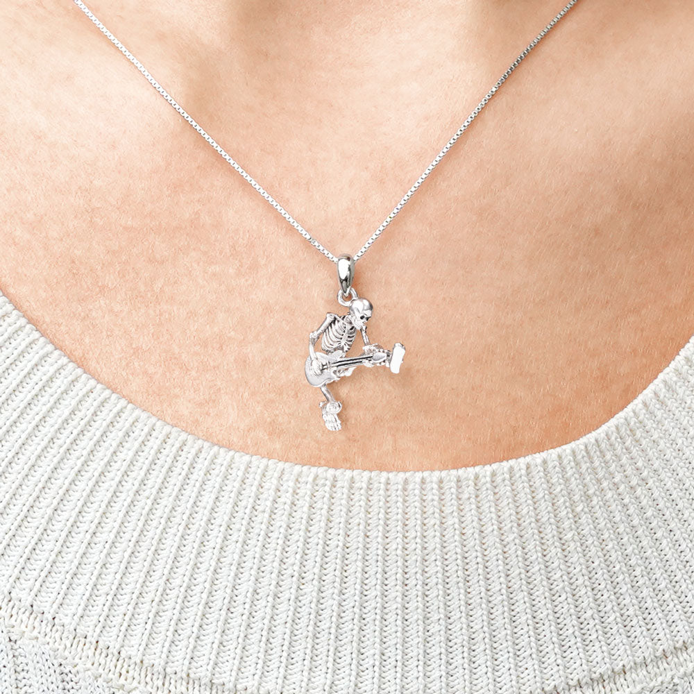 Gnoce Guitar Rock Skull Necklace Platinum-plated Silver Blend_4