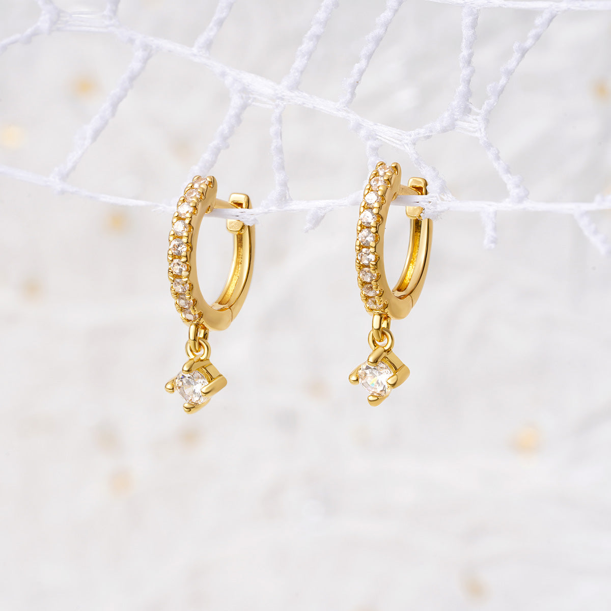 Gnoce Diamond Dangle Huggie Earrings_4