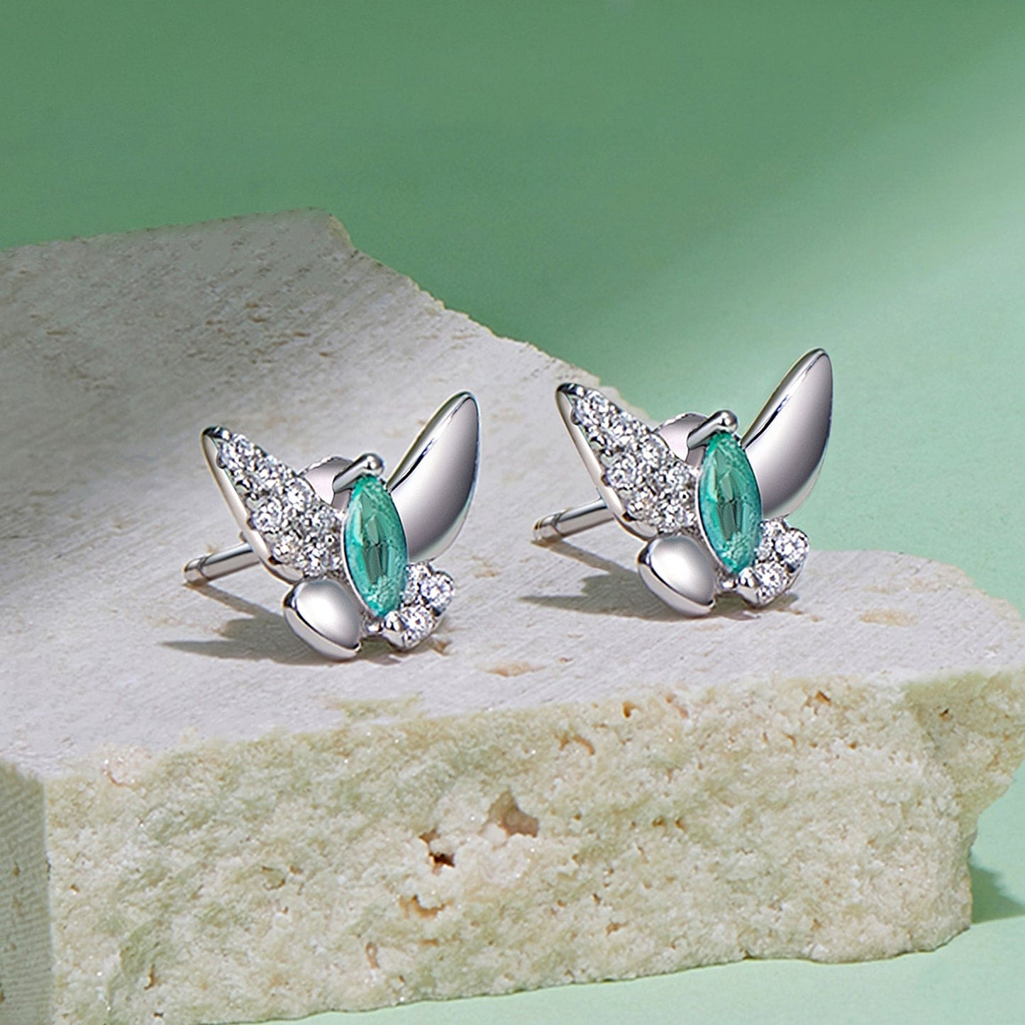 Gnoce Green Butterfly Dainty Stud Earrings_2