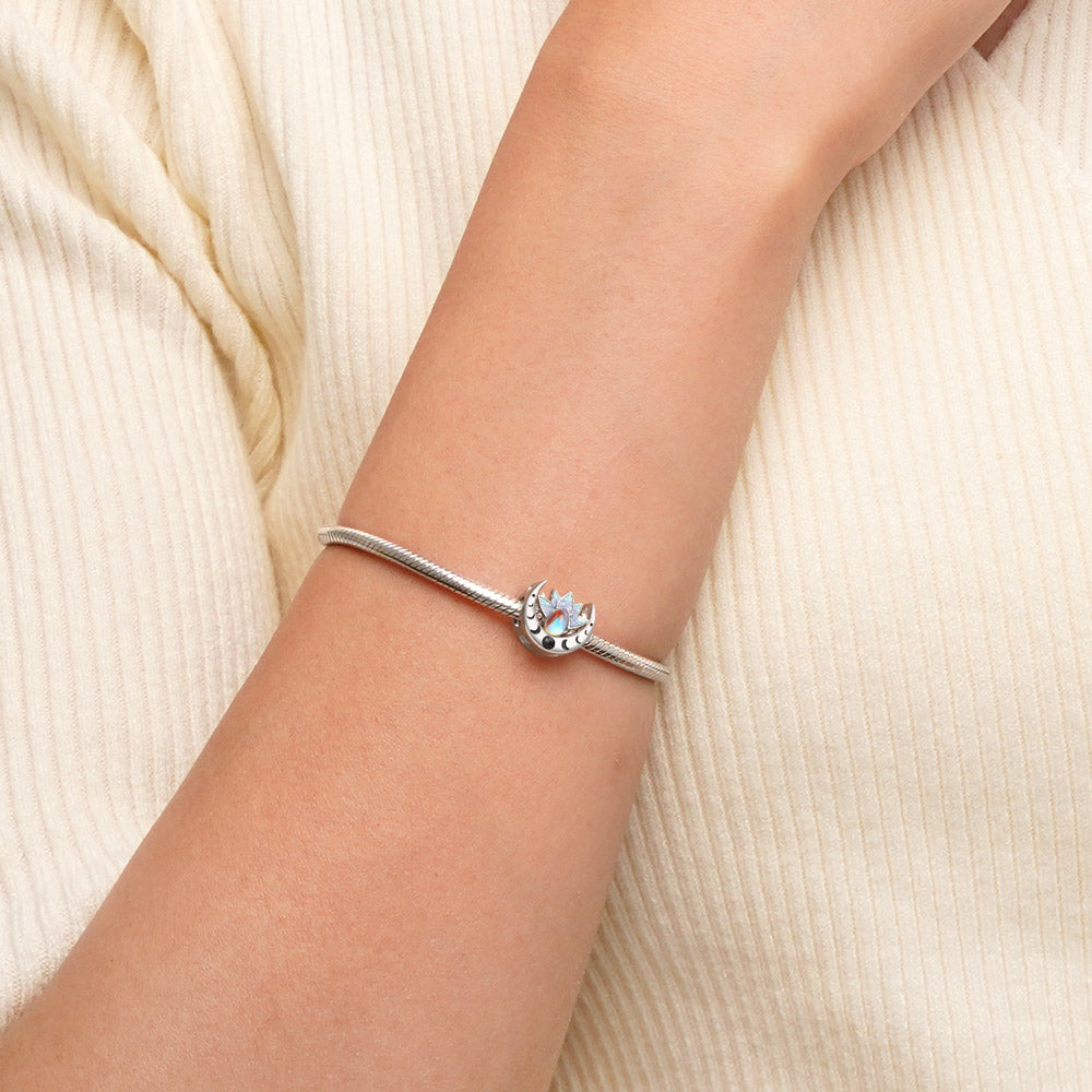 Gnoce Lotus Moon Charm_4