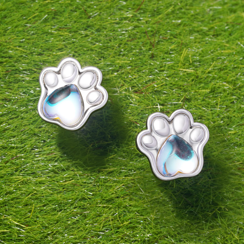Gnoce Moonstone Pet Paw Stud Earrings_3