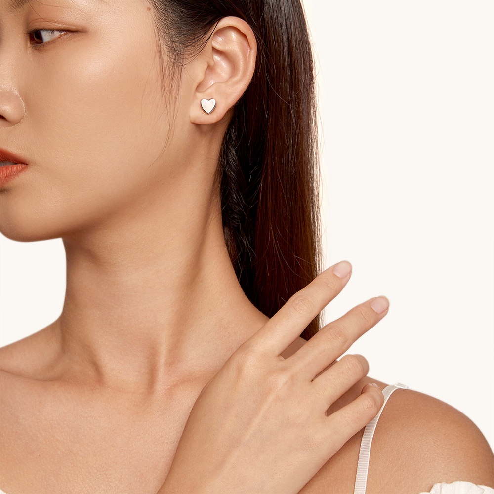 Gnoce Silver Minimalist Heart Stud Earrings Platinum-plated Silver Blend_2