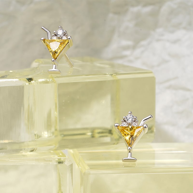 Gnoce Cocktail Stud Earrings_3