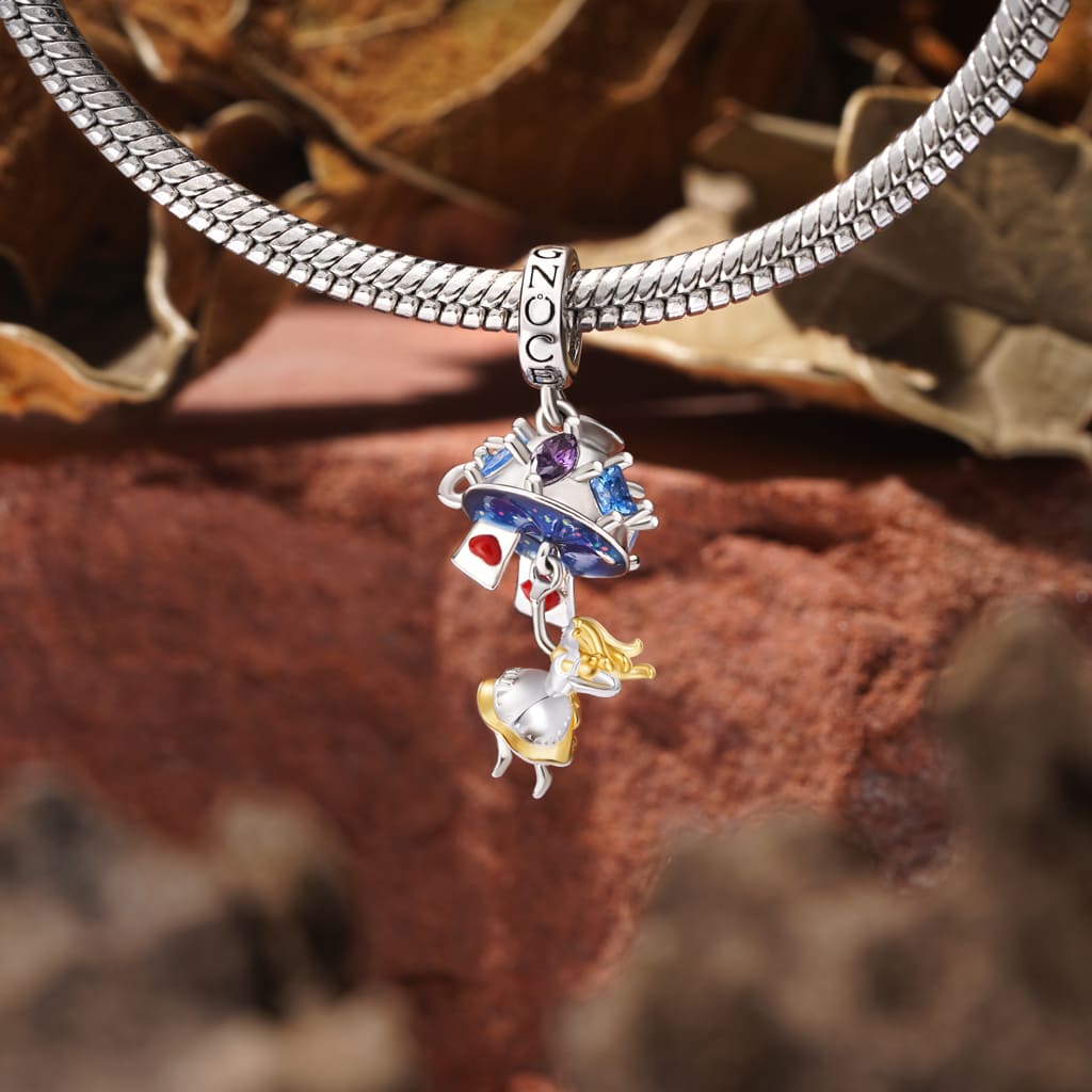 Gnoce Alice Teacup Playing Cards Pendant Dangle Charm_3