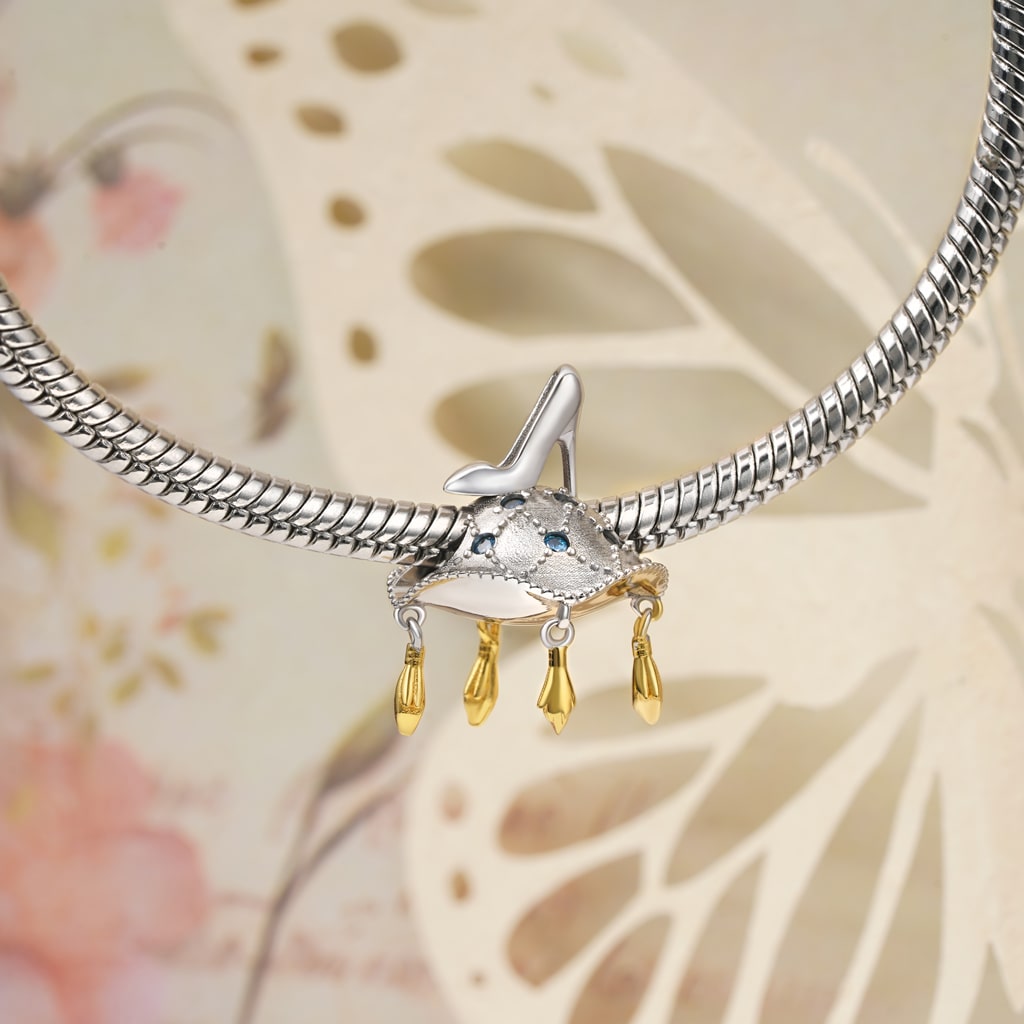 Gnoce Upholstered Glass Slipper Charm_3