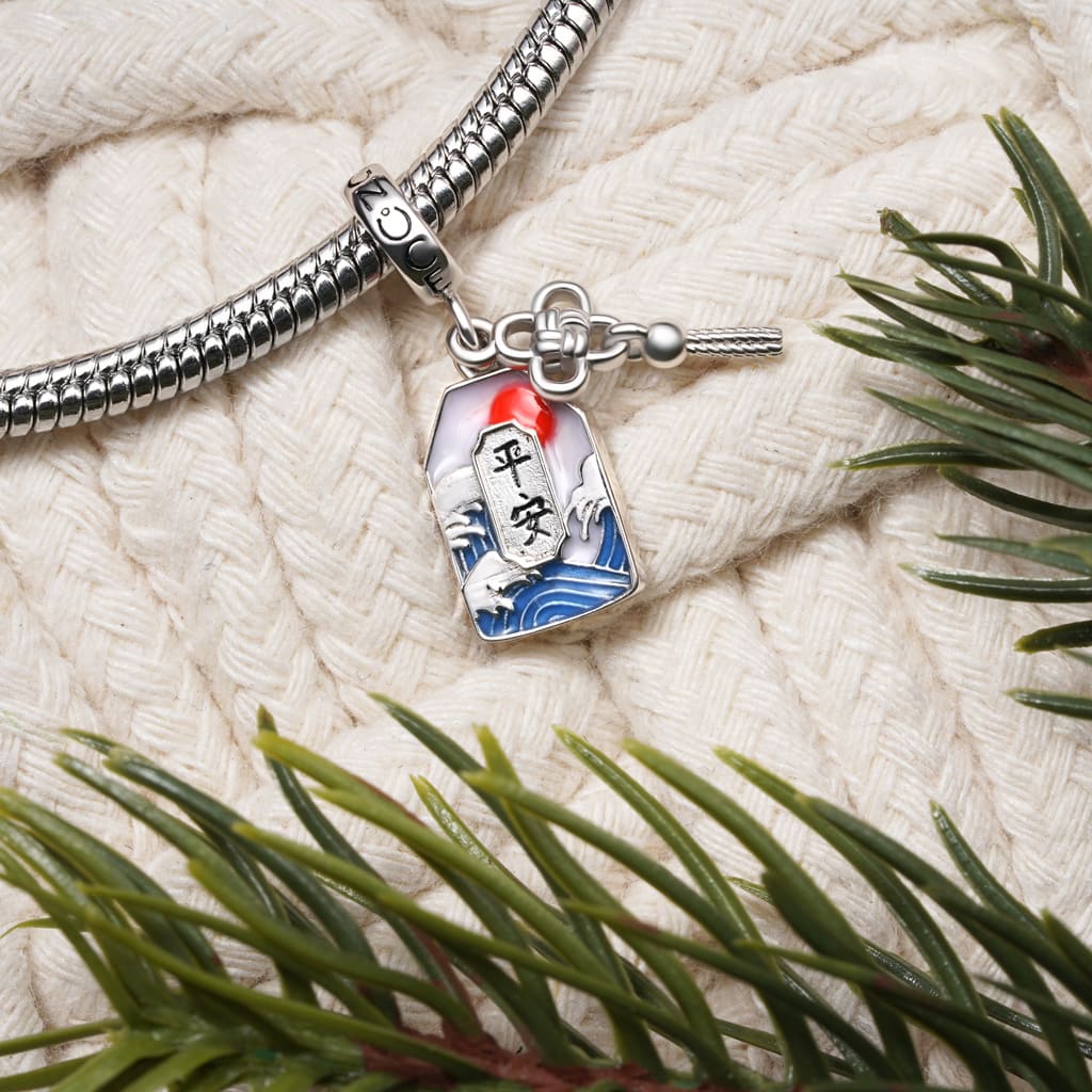 Gnoce Lucky Amulet Ukiyo-e Charm Platinum-plated Silver Blend_3