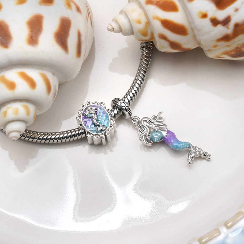 Gnoce Little Mermaid Holding Conch Pendant Dangle Charm_3