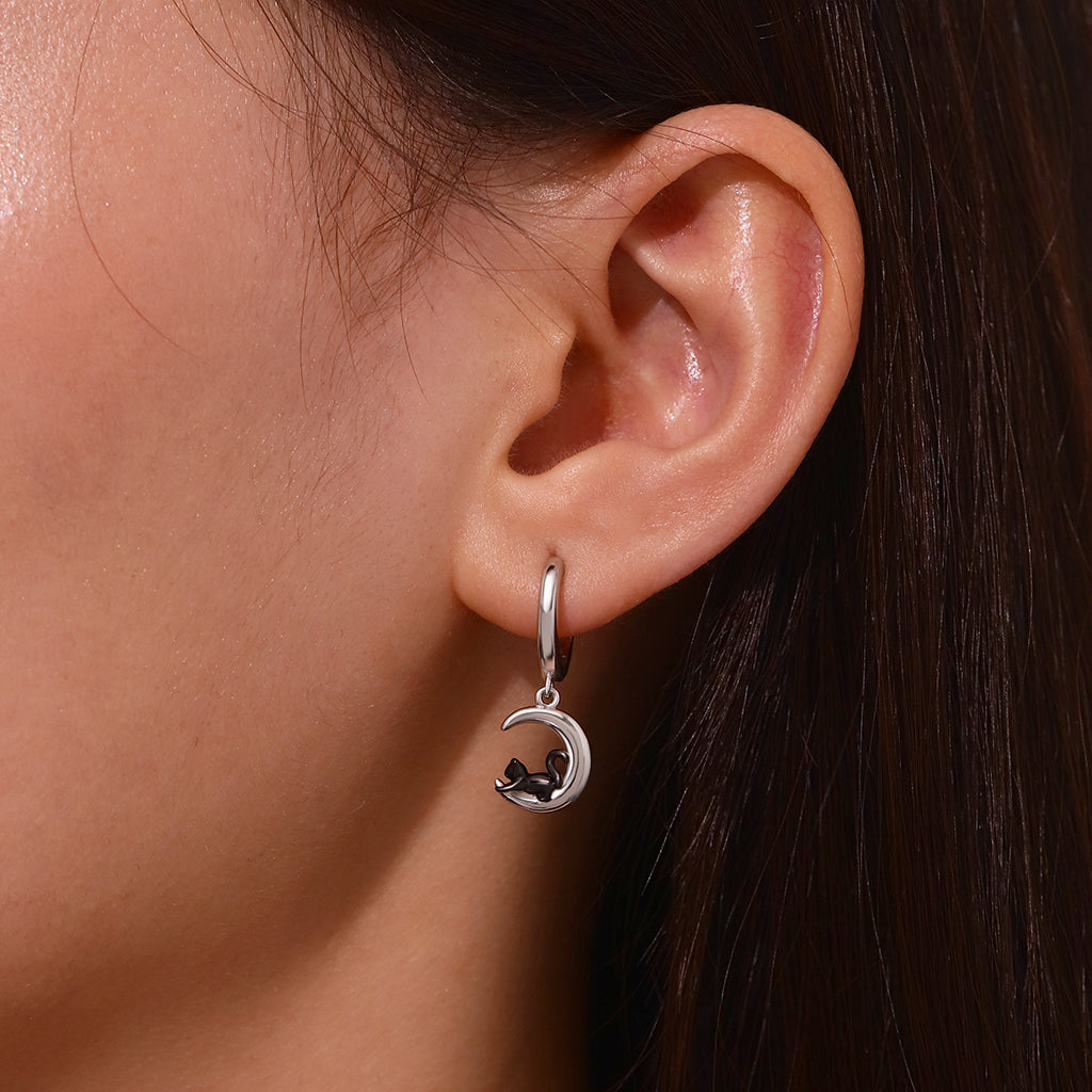 Gnoce Black Cat Moon Asymmetric Hoop Earrings Platinum-plated Silver Blend_5