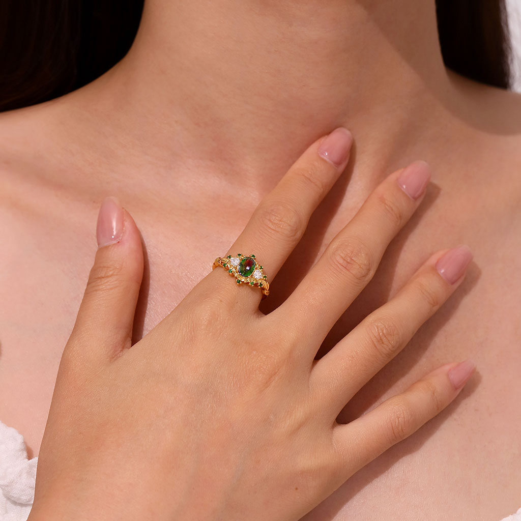 Gnoce Garden Teal Diamond Ring_4