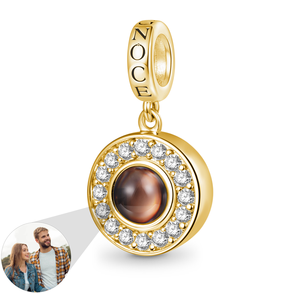 Gnoce Projection Photo Charm_1