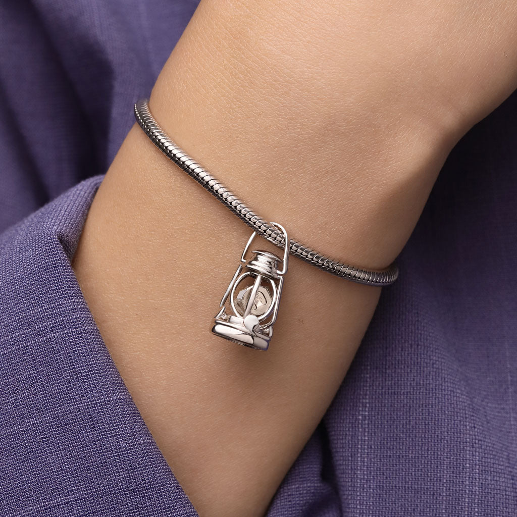 Gnoce Wireless LED Glow Lantern Charm Platinum-plated Silver Blend_6