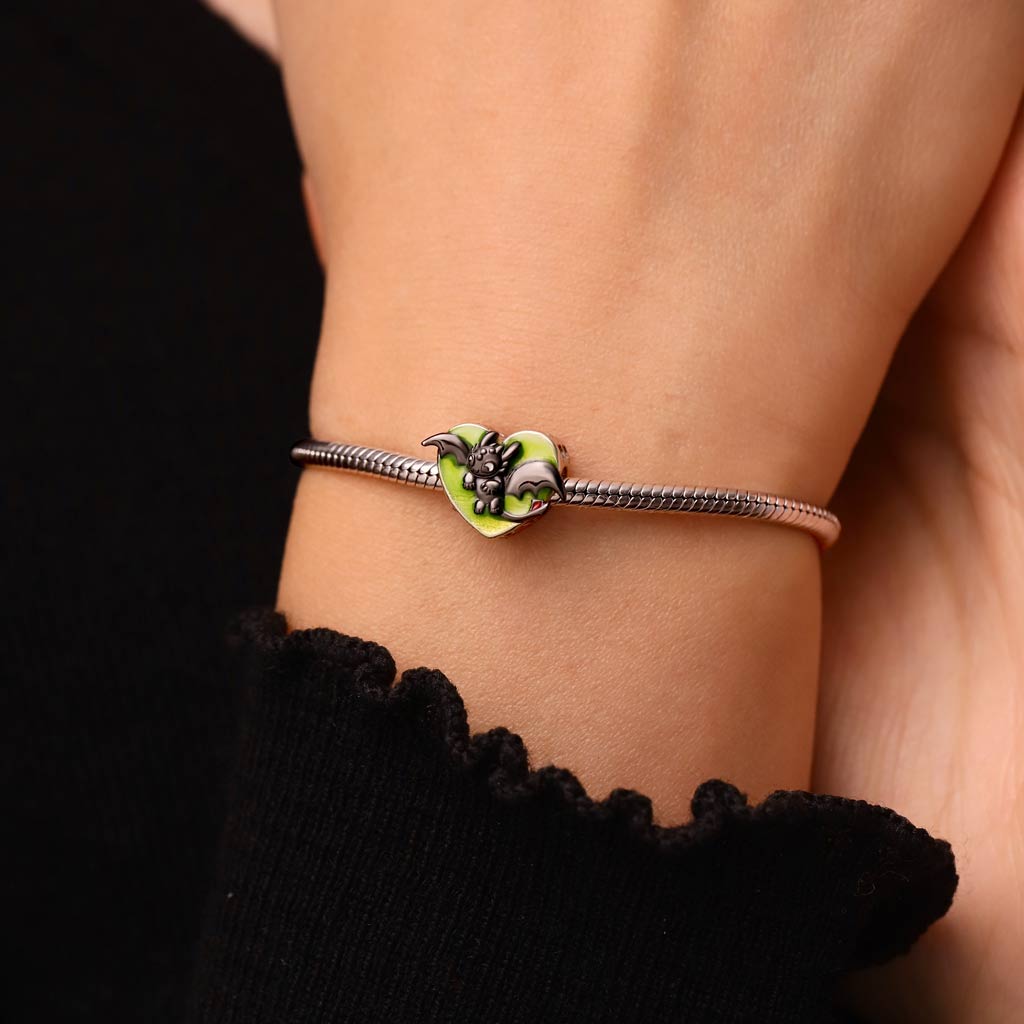 Gnoce Toothless Heart Birthstone Glow-in-the-Dark Charm_7