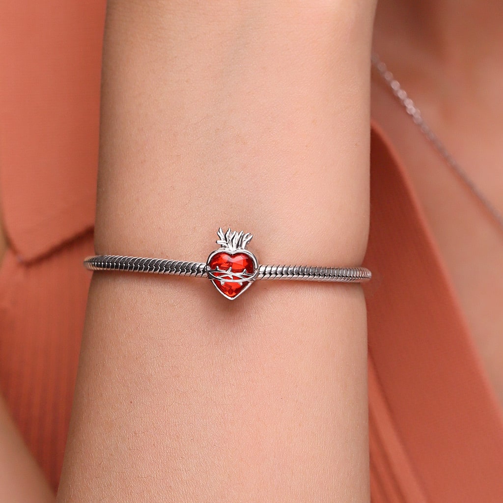 Gnoce Sacred Heart of Jesus Red Religious Charm_5