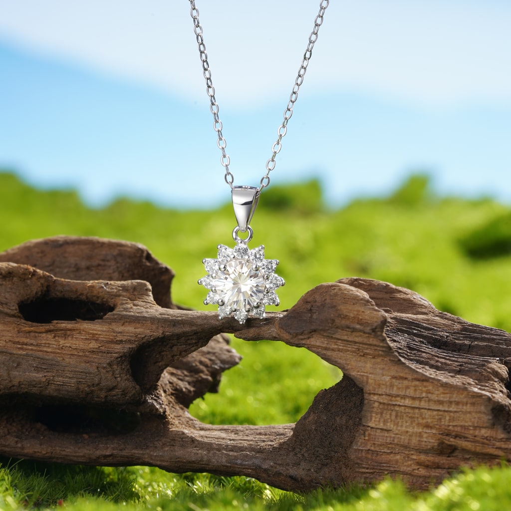 Gnoce Moissanite Sunflower Necklace Platinum-plated Silver Blend_4