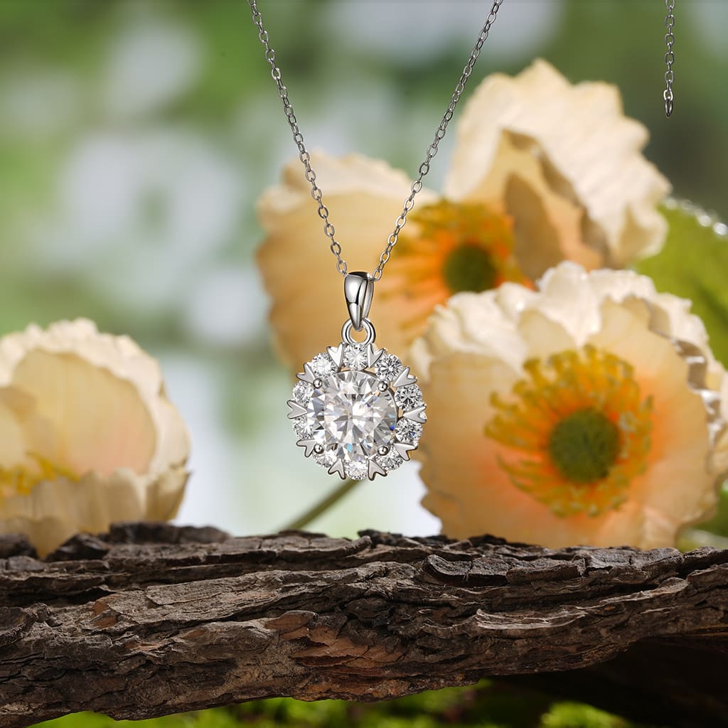 Gnoce 5Ct Round Moissanite Sunflower Necklace Platinum-plated Silver Blend_4