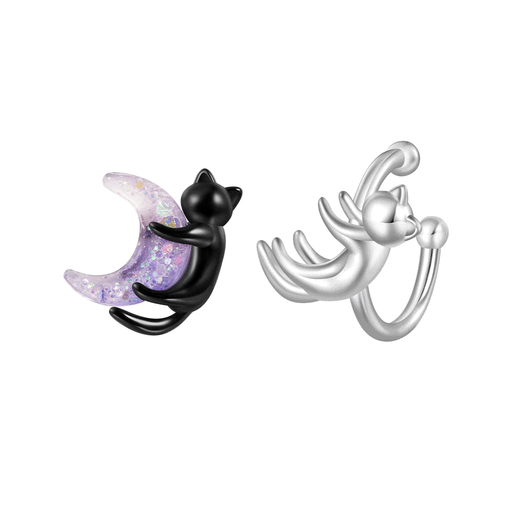 Gnoce Black Cat Embracing Moon & White Cat Asymmetrical Ear Clips_1