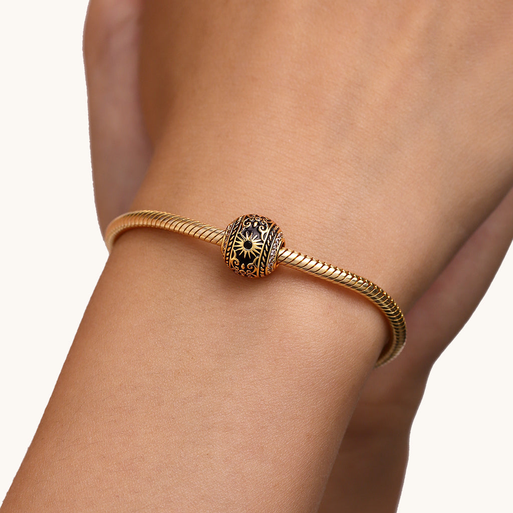 Gnoce Holy Glory Church Retro Charm_2