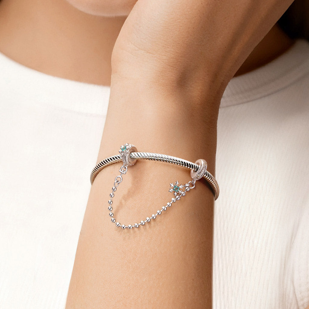 Gnoce Romantic Winter Snowflakes Safety Chain_2