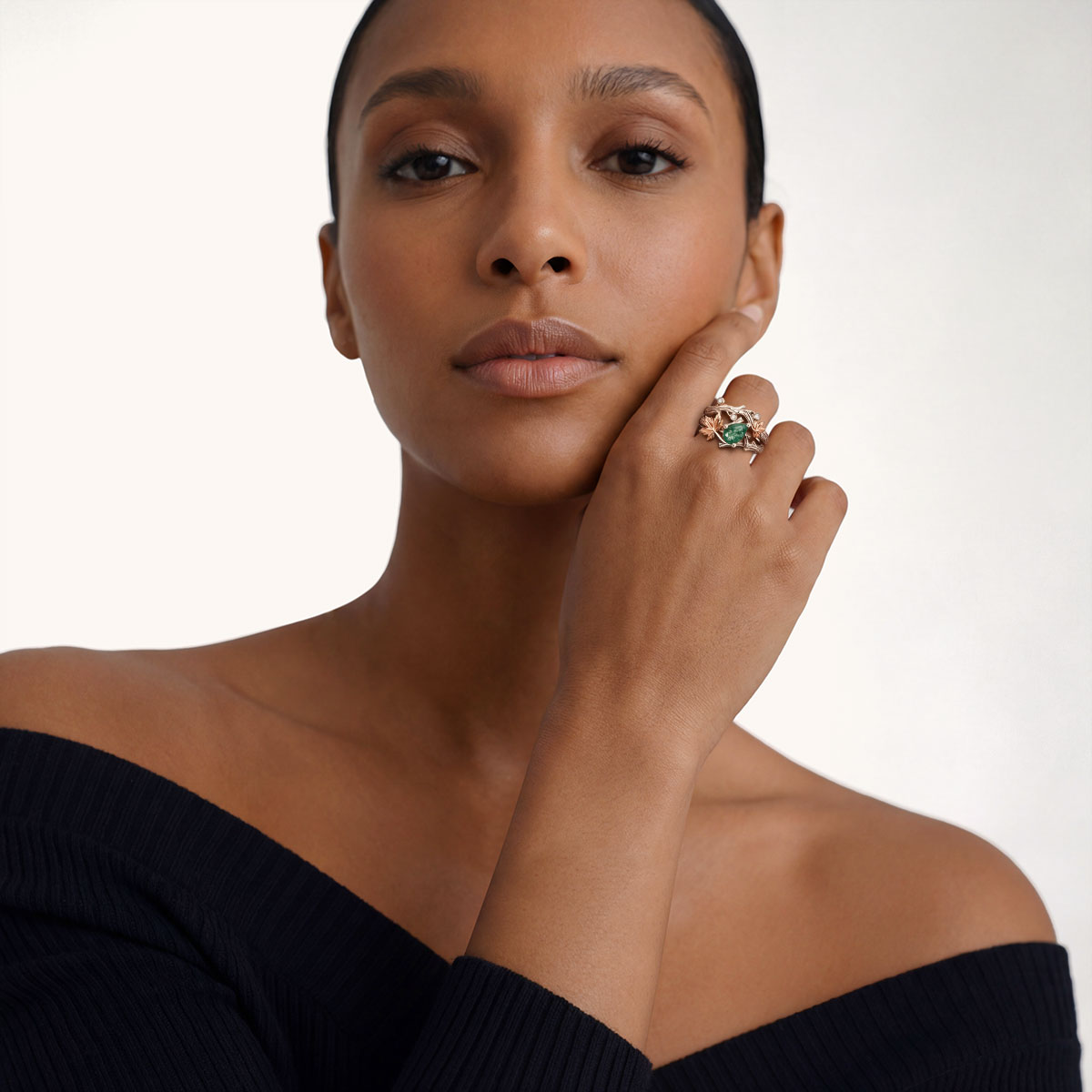 Gonce Nature-Inspired Vine & Leaf Moss Green Pear-Cut Engagement Ring Set_3