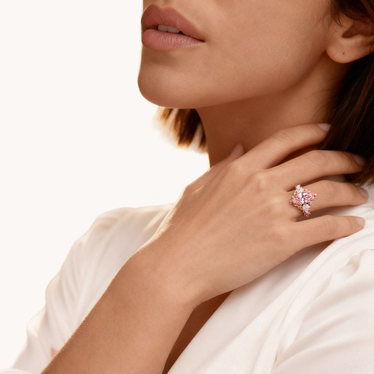 Gonce Nature-Inspired Leaf Marquise-Cut Engagement Ring_3