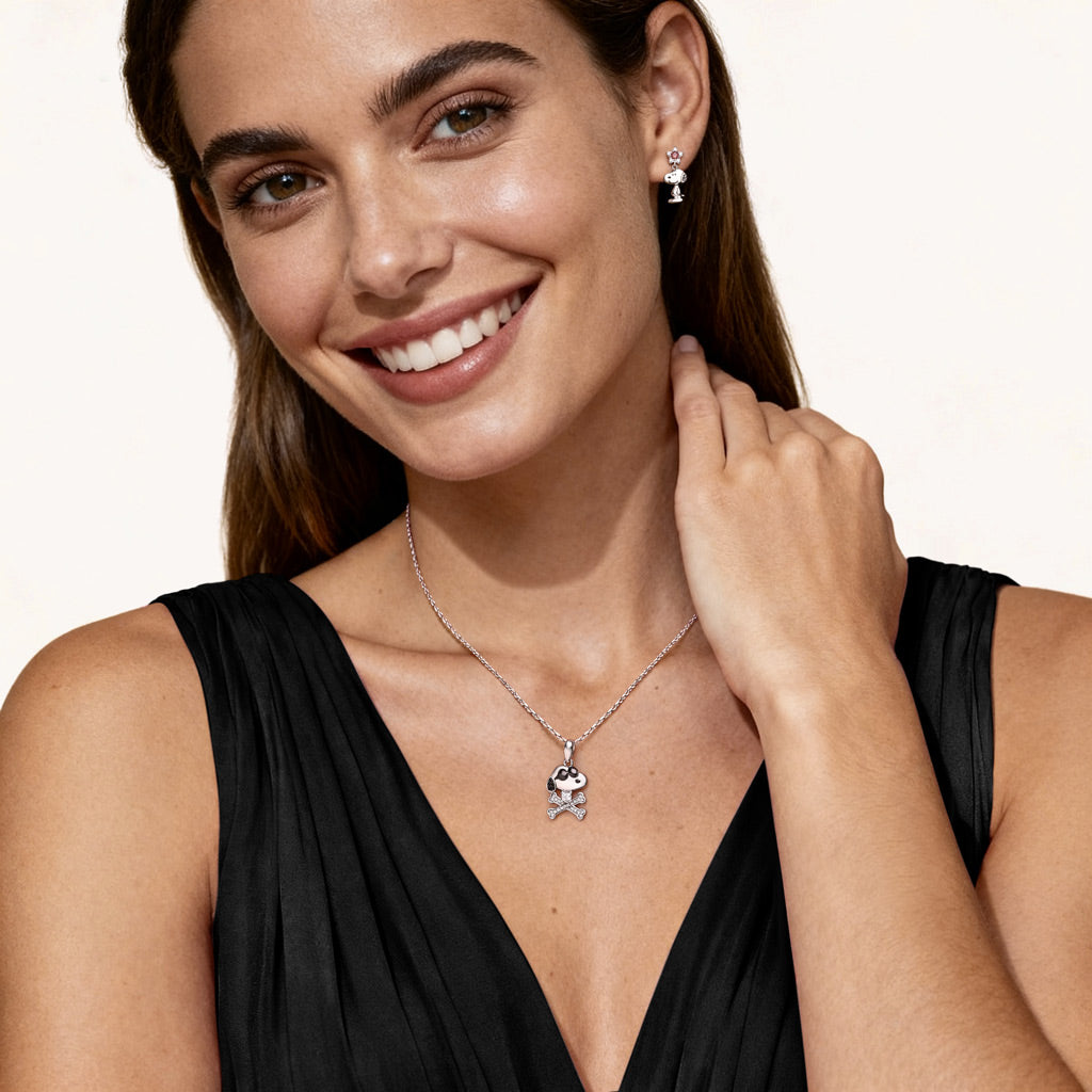 Gnoce Peanuts Snoopy Crossbones Pendant Necklace_3