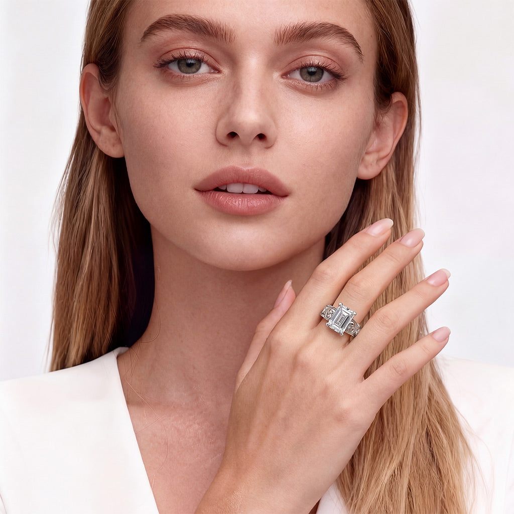 Gnoce Emerald-Cut Engagement Ring_3