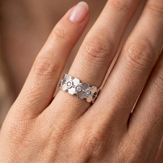 Gnoce Honeycomb Hexagon Filigree Ring Platinum-plated Silver Blend_2